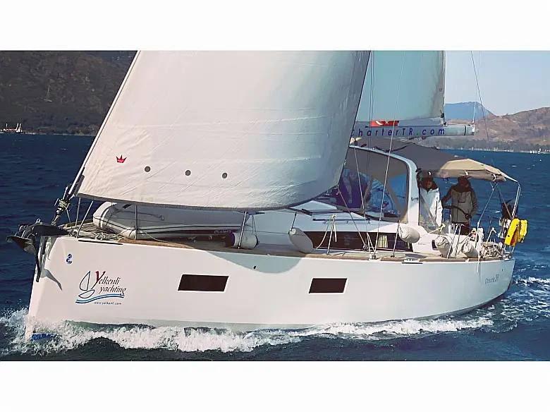 Oceanis 38