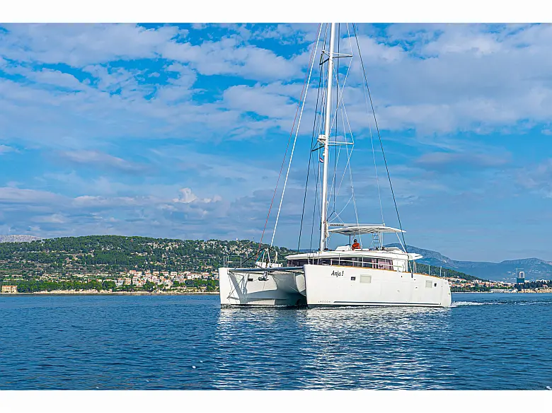 Lagoon 450 F