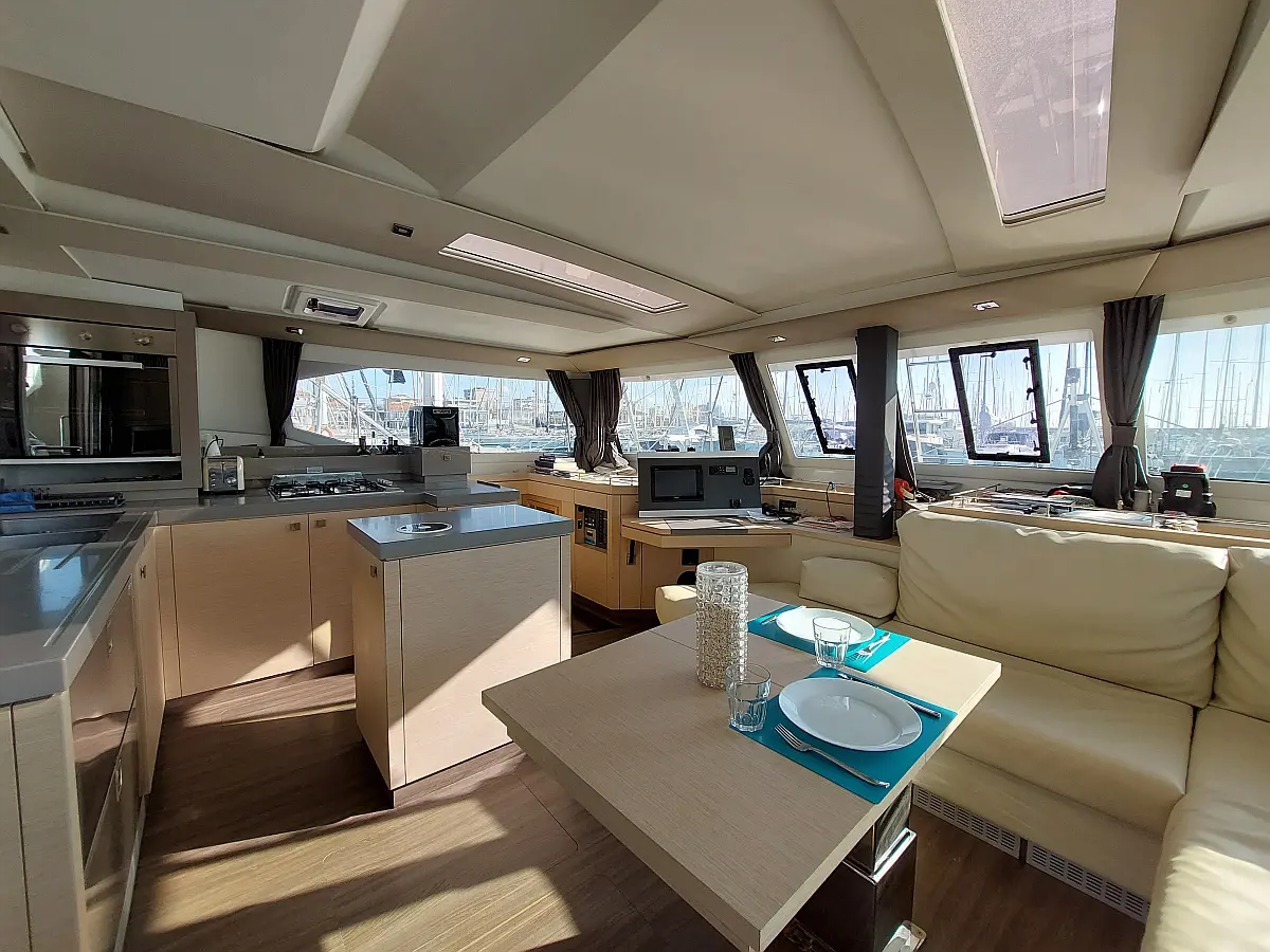 Saona 47 - 