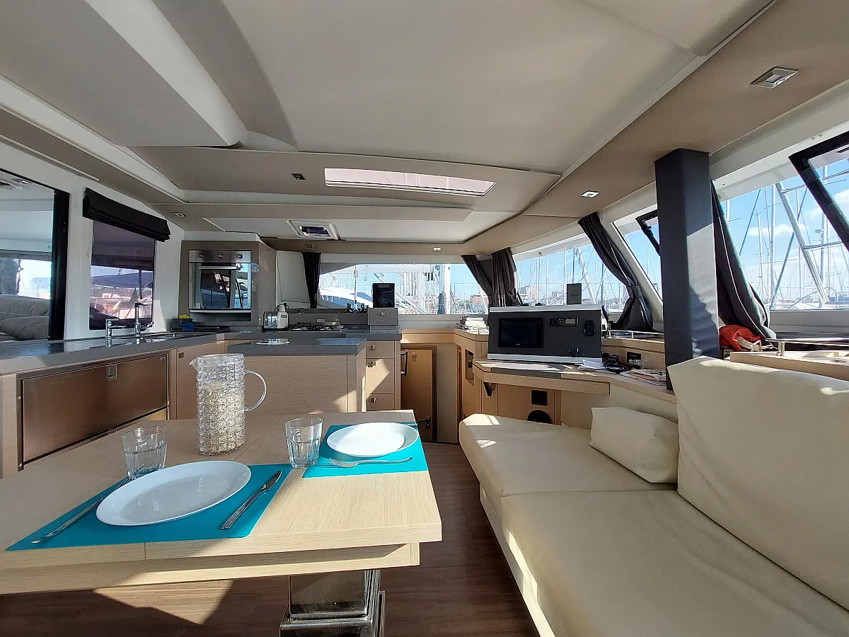Saona 47 - 