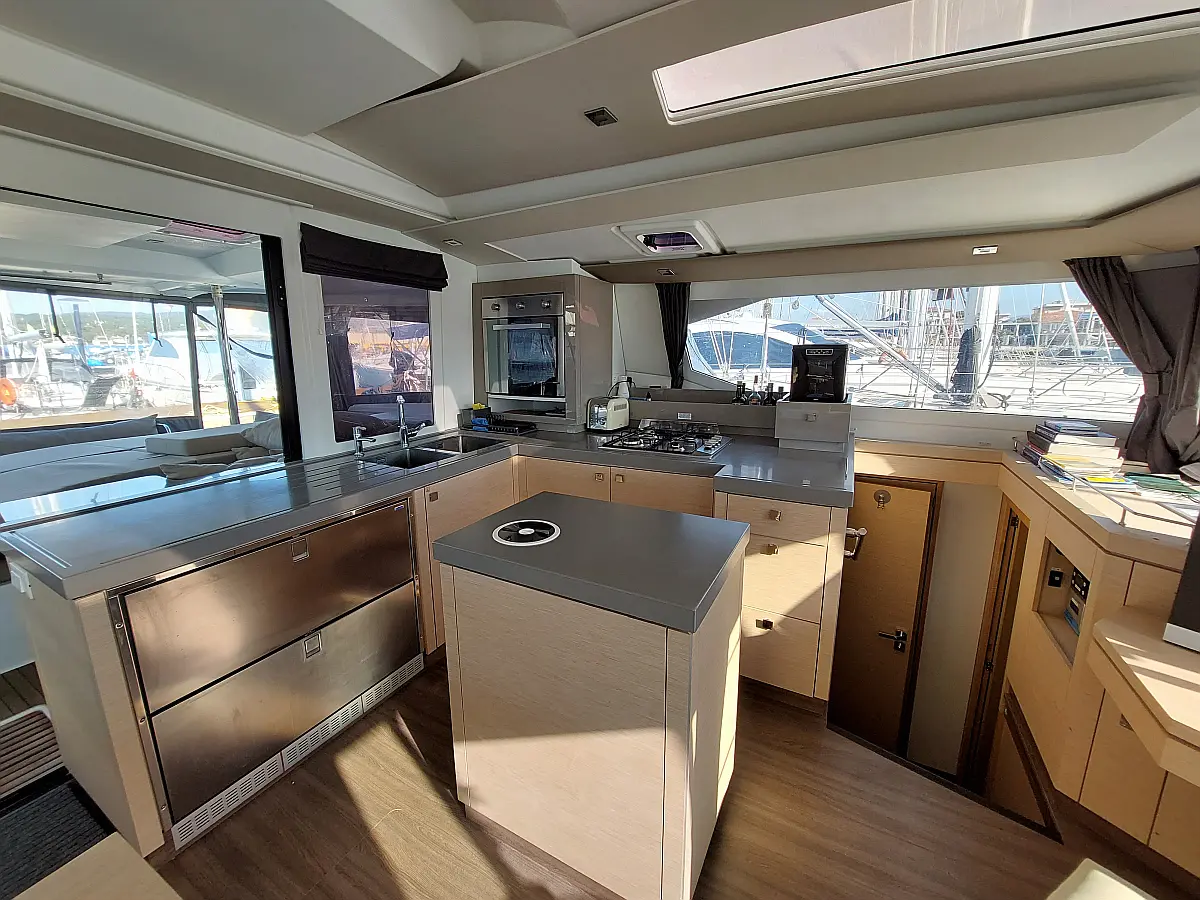 Saona 47 - 