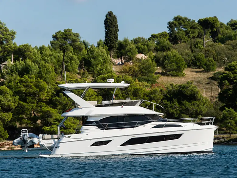 Aquila 44 Power catamaran