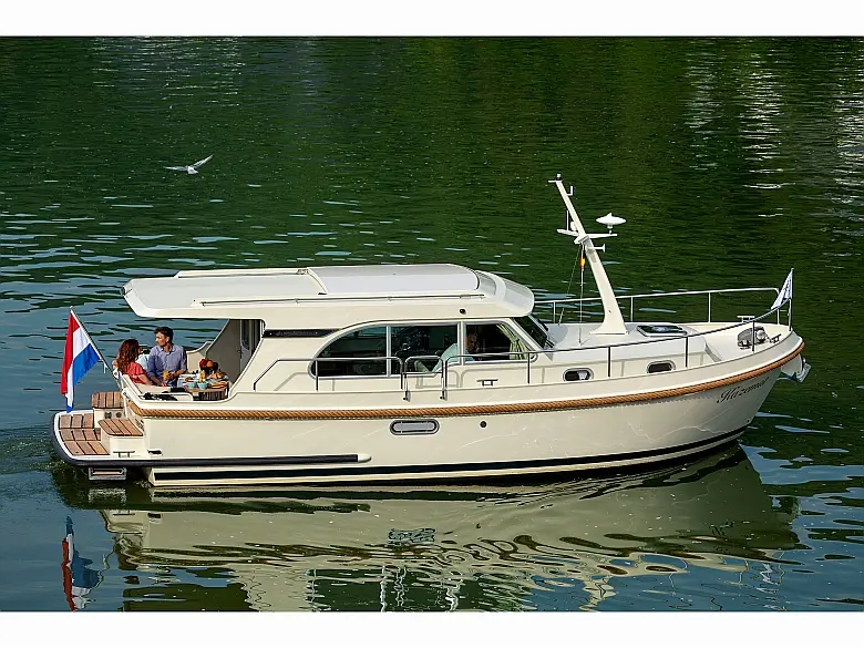 Linssen Grand Sturdy 30.0 Sedan