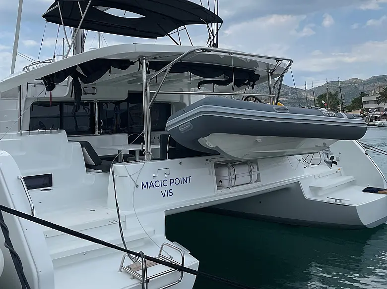 Lagoon 46 Fly