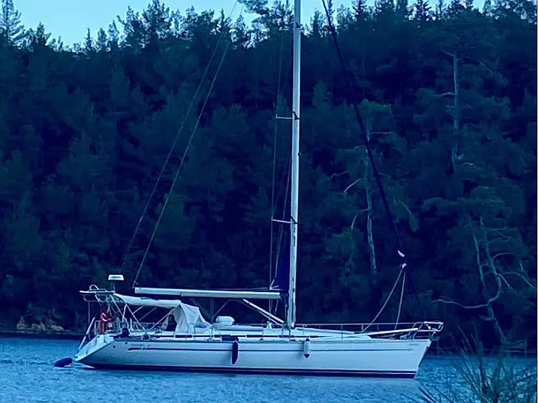 Bavaria 44