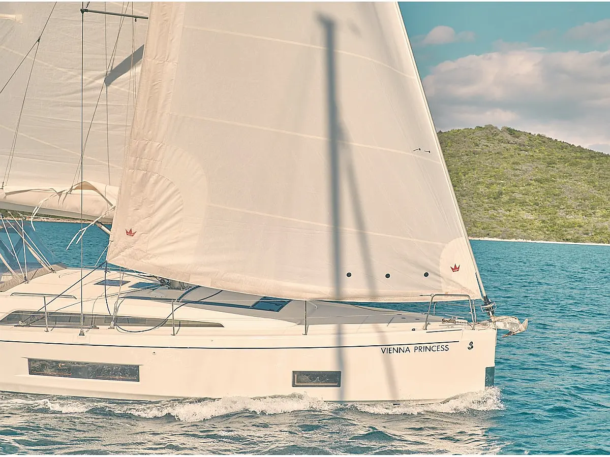 Oceanis 46.1 - Vienna Princess | Bow Thruster, Solar Panel, 12 pax  - External image