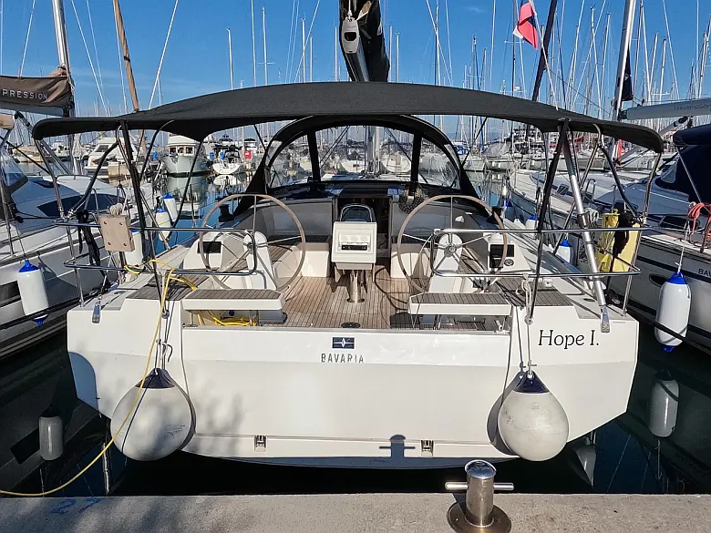 Bavaria C42