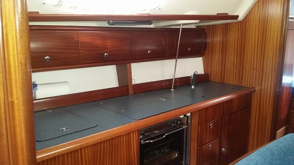 Bavaria 38 - 