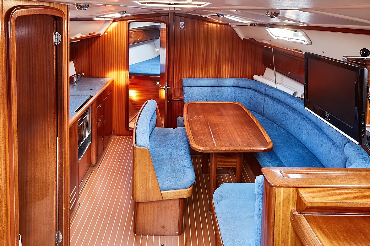 Bavaria 38 - 