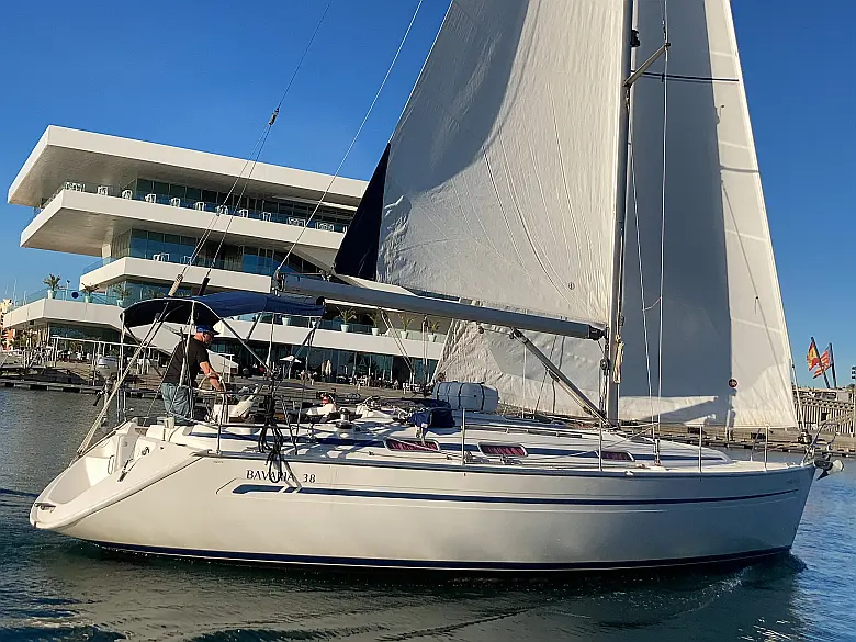 Bavaria 38 Cruiser