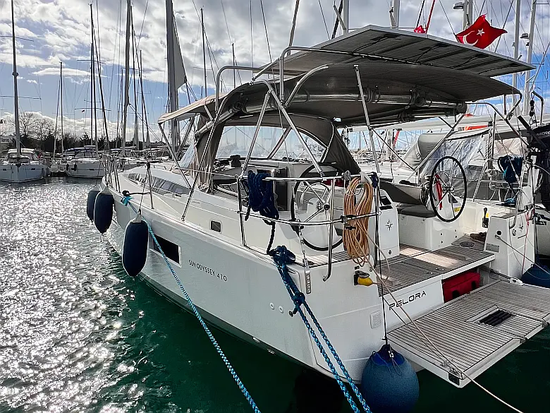 Sun Odyssey 410