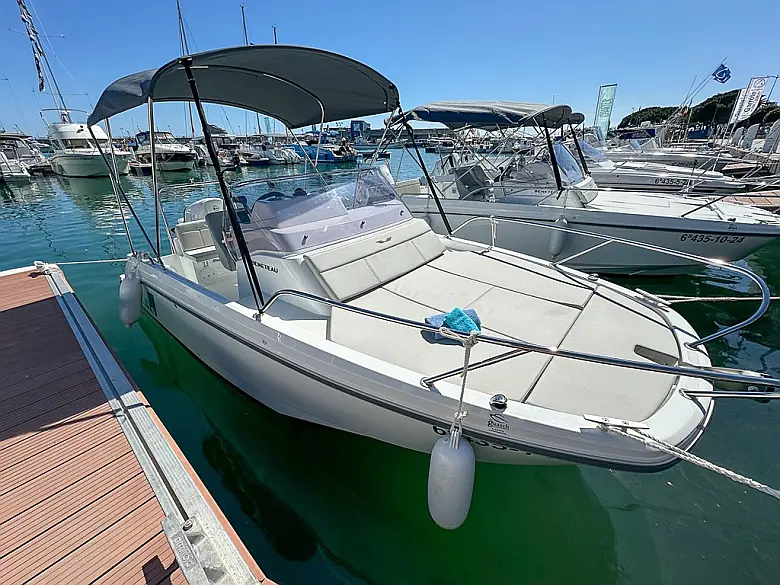 Beneteau Flyer 6 Sundeck