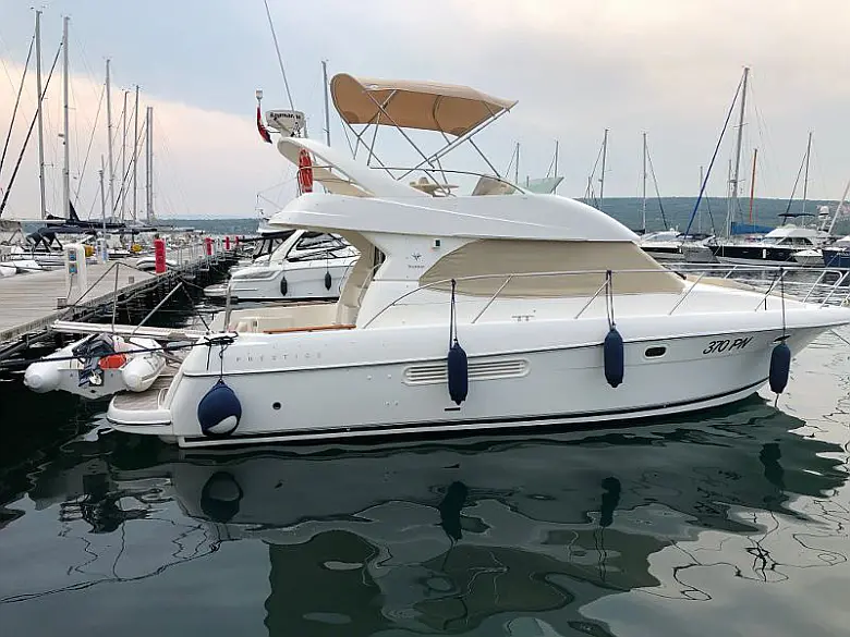 Prestige 36 Fly