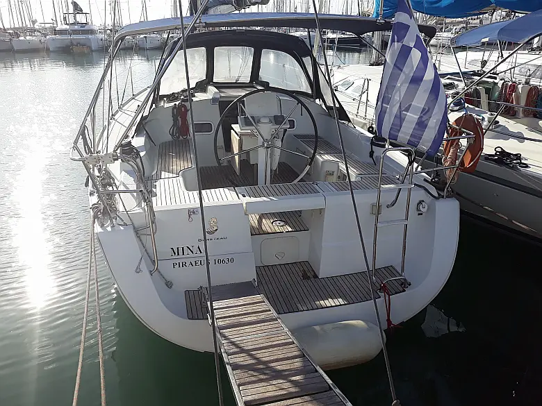 Oceanis 37