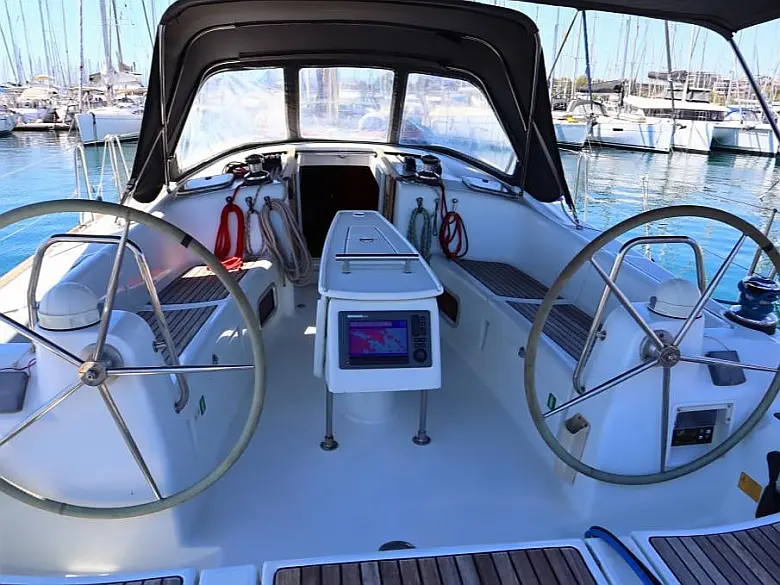 Oceanis 43 (4 cab.)