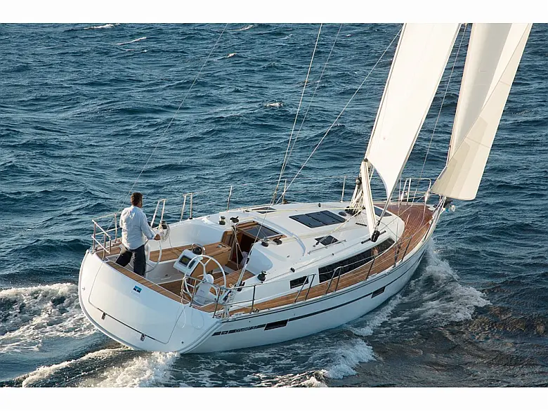 Bavaria Cruiser 37 (3 cab.)