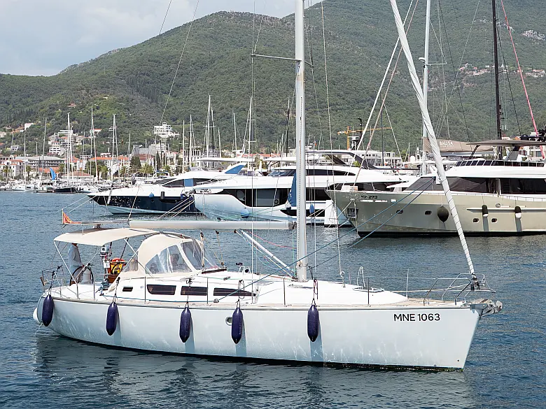 Sun Odyssey 40.3