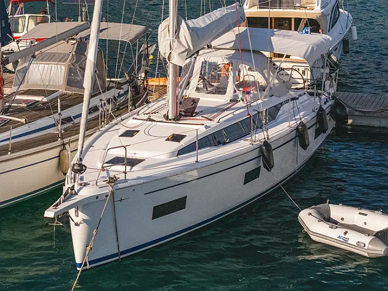 Bavaria C38